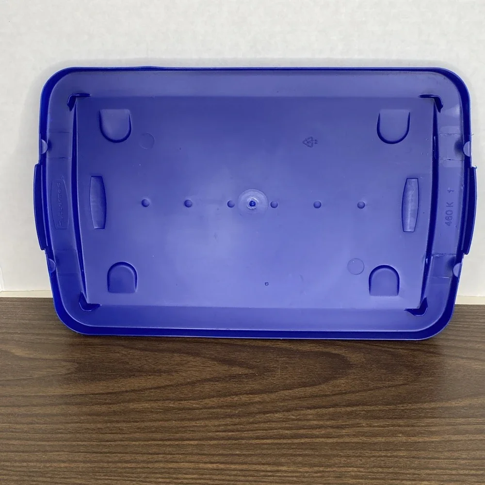 Vtg 2002 Rubbermaid Classic Clears Storage Box #5805 5.6qt/5.28L w Blue Lid